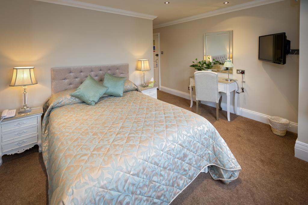 Cheshire Hospitality Ltd Trading As Lennox Lea Studios And Apartments Sale Buitenkant foto